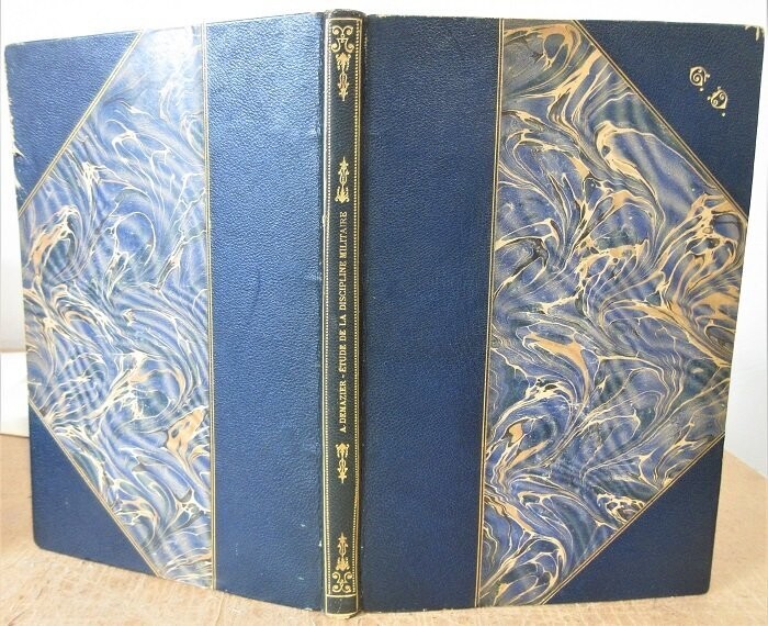 ​DEMAZIER, A. Etude Scientifique de la Discipline Militaire [  inclus dans le numéro de La Grande Revue du 15 août 1905 ] + L.A.S.