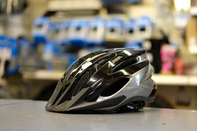 Alpina MTB17 Helmet