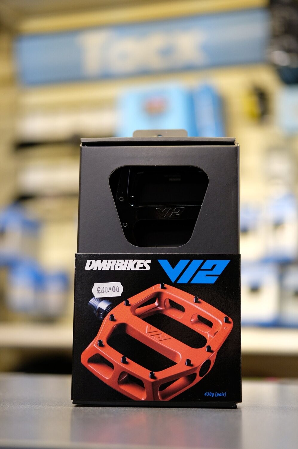 DMR V12 Pedals