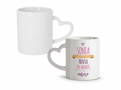Taza  blanca con asa Corazón
