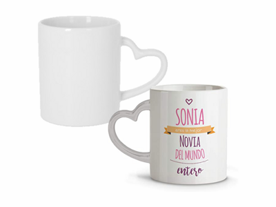 Taza blanca con asa Corazón