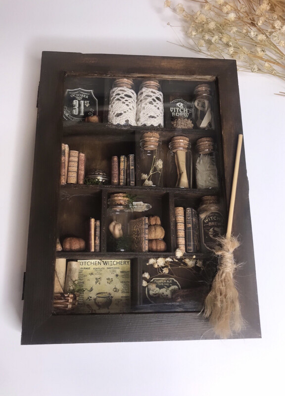 Cabinet of curiosity