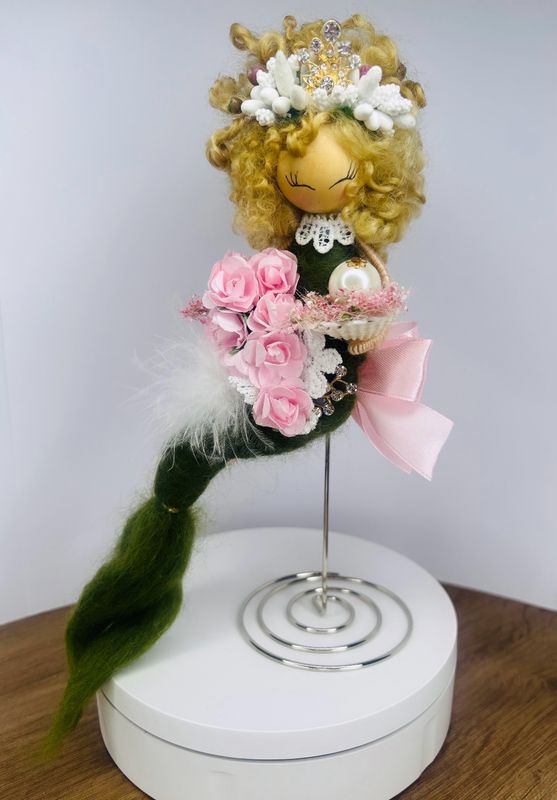 Mermaid Free Standing