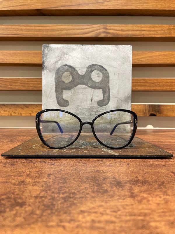 Tom Ford TF5907B