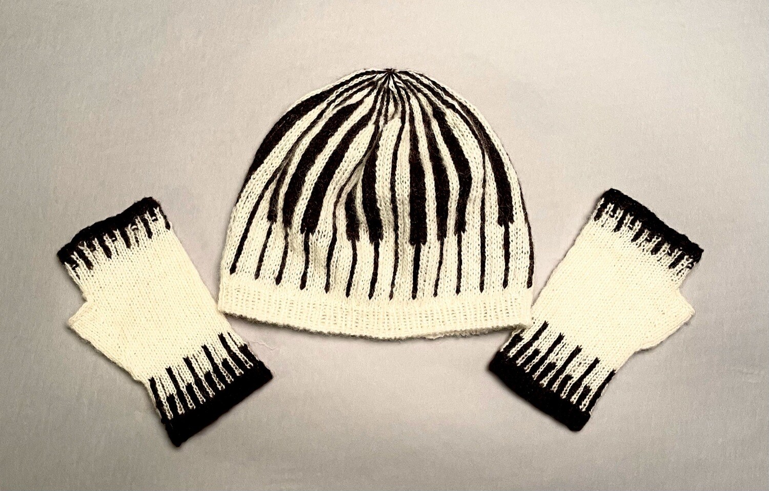 Handstulpen »Klaviatur« Strickanleitung Handstulpen »Klaviatur« Strickanleitung