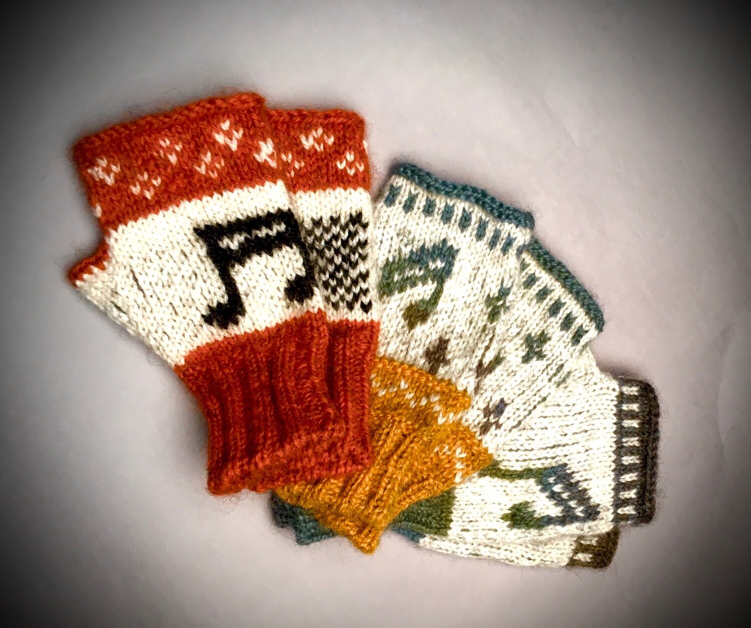 Handstulpen »Music Lover« Strickanleitung