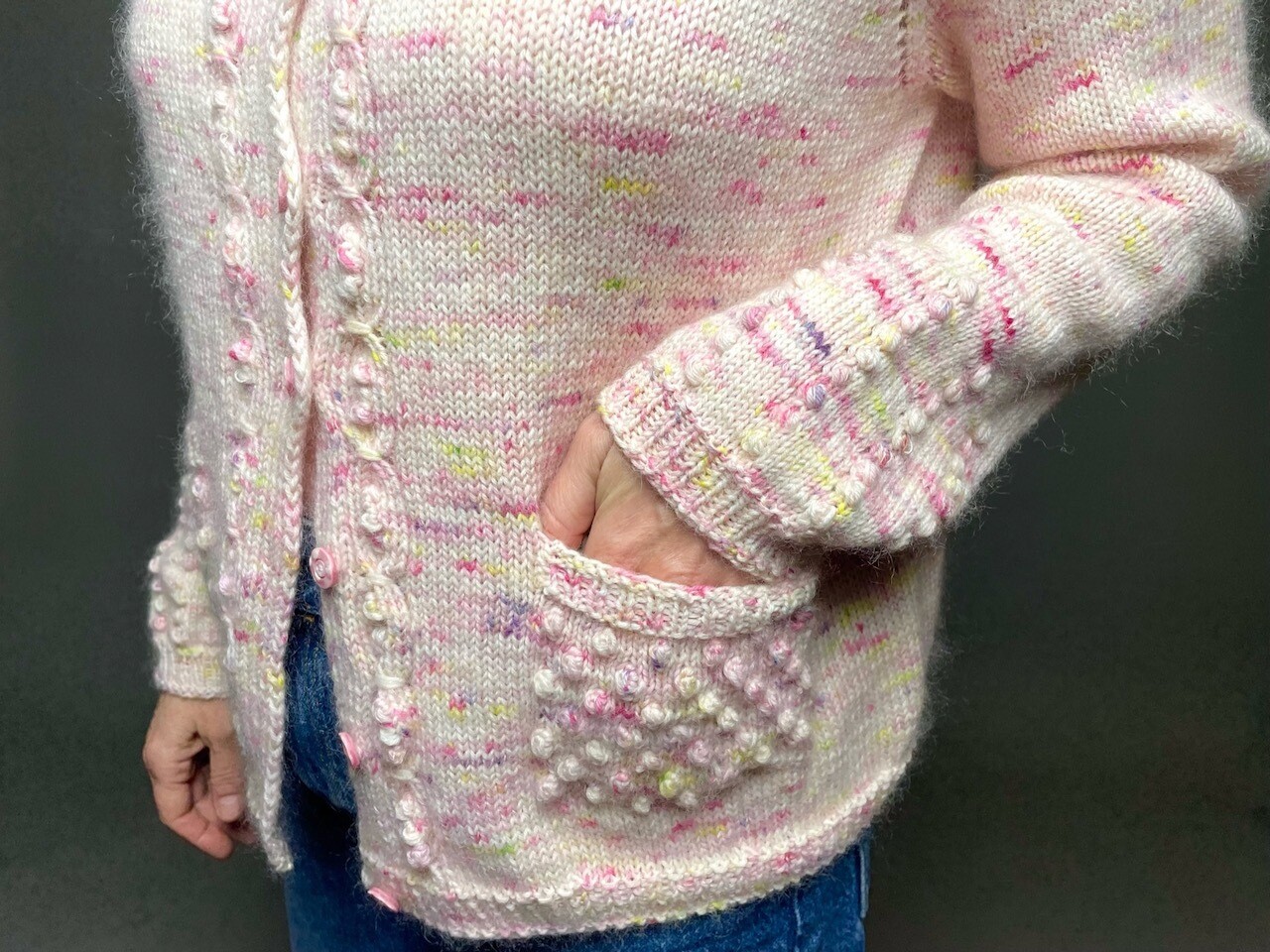 »Cherrylolly«-Cardigan Strickanleitung