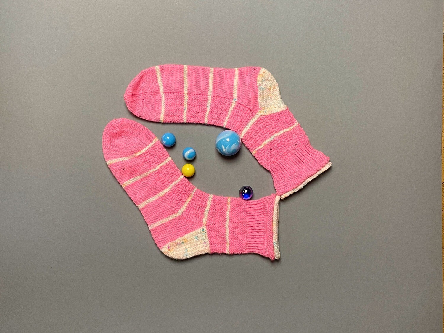 Socke »Geschenkkörbchen« Strickanleitung