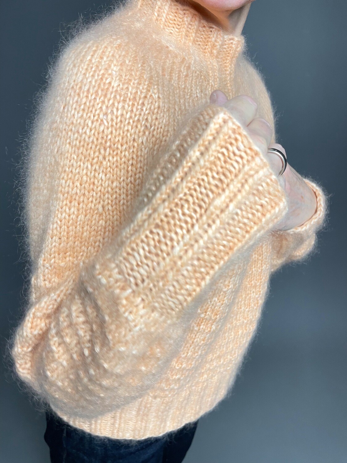 »My Fluffy«-Sweater Strickanleitung
