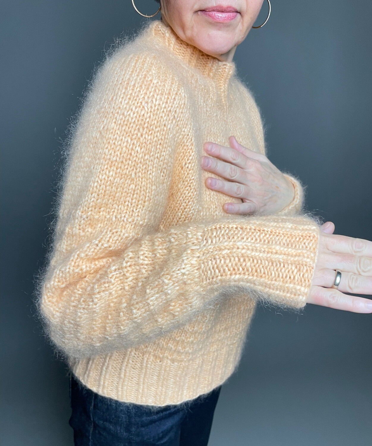 »My Fluffy«-Sweater Strickanleitung