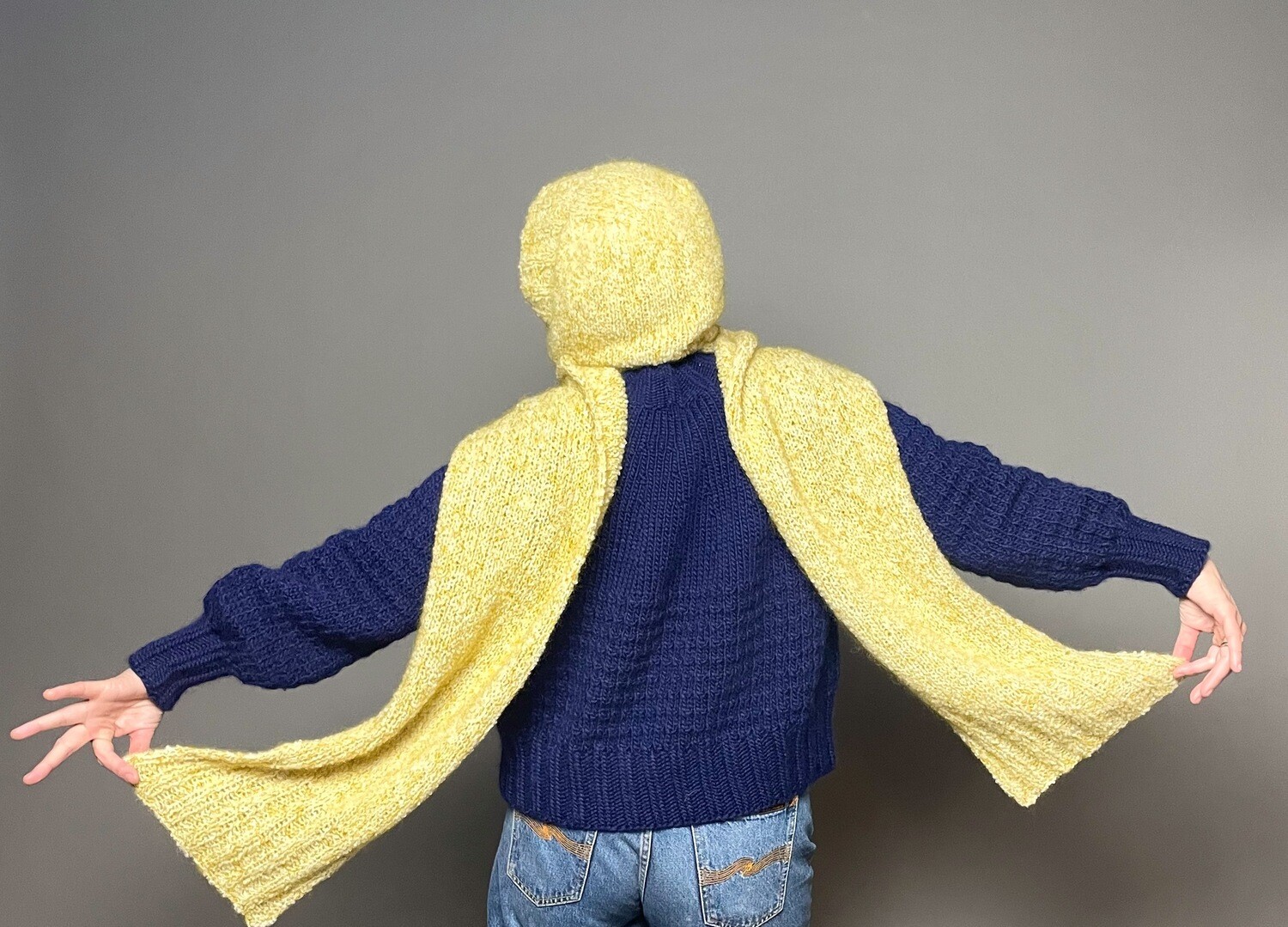 »My Curly Hoodscarf« Strickanleitung