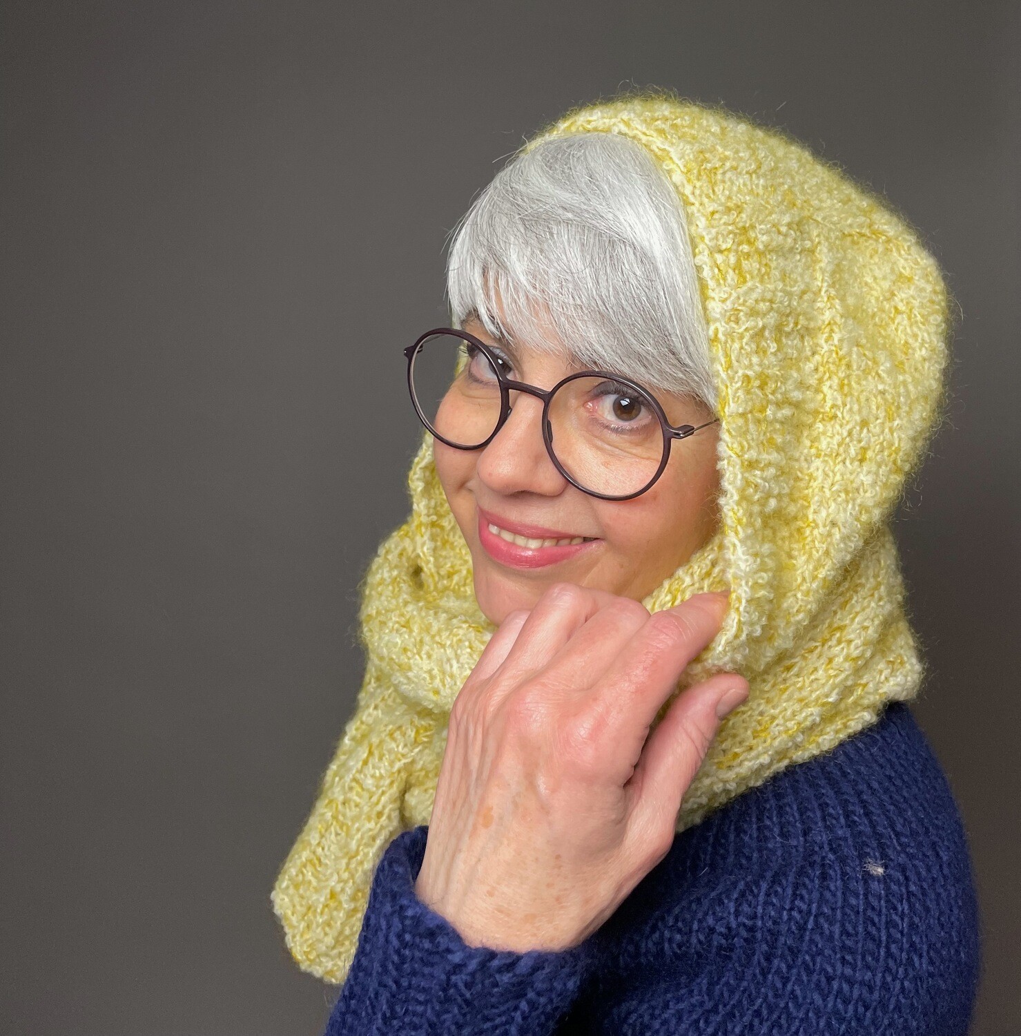 »My Curly Hoodscarf« Strickanleitung