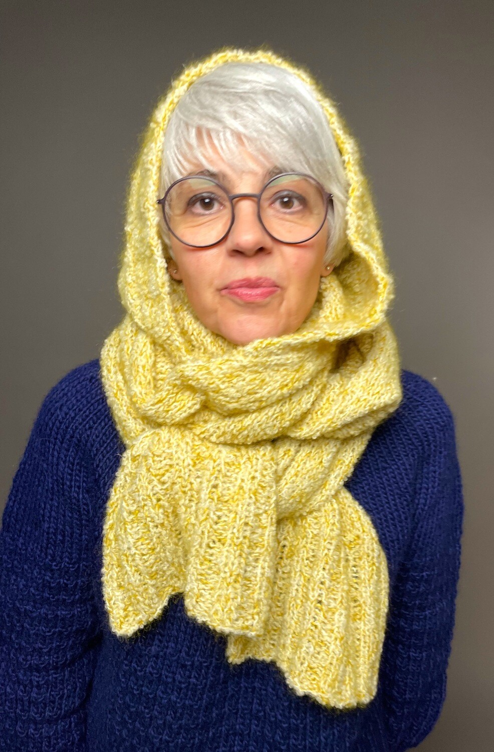 »My Curly Hoodscarf« Strickanleitung