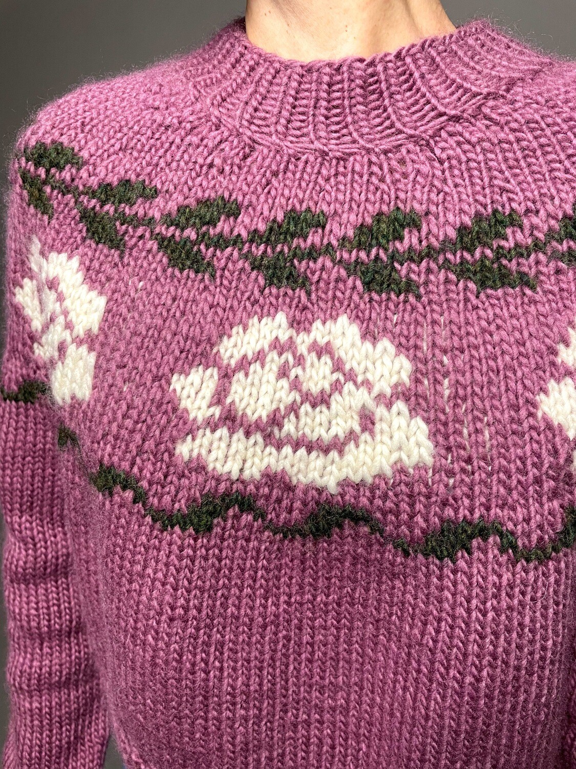 »Winter-Rose«-Sweater Strickanleitung »Winter-Rose«-Sweater Strickanleitung
