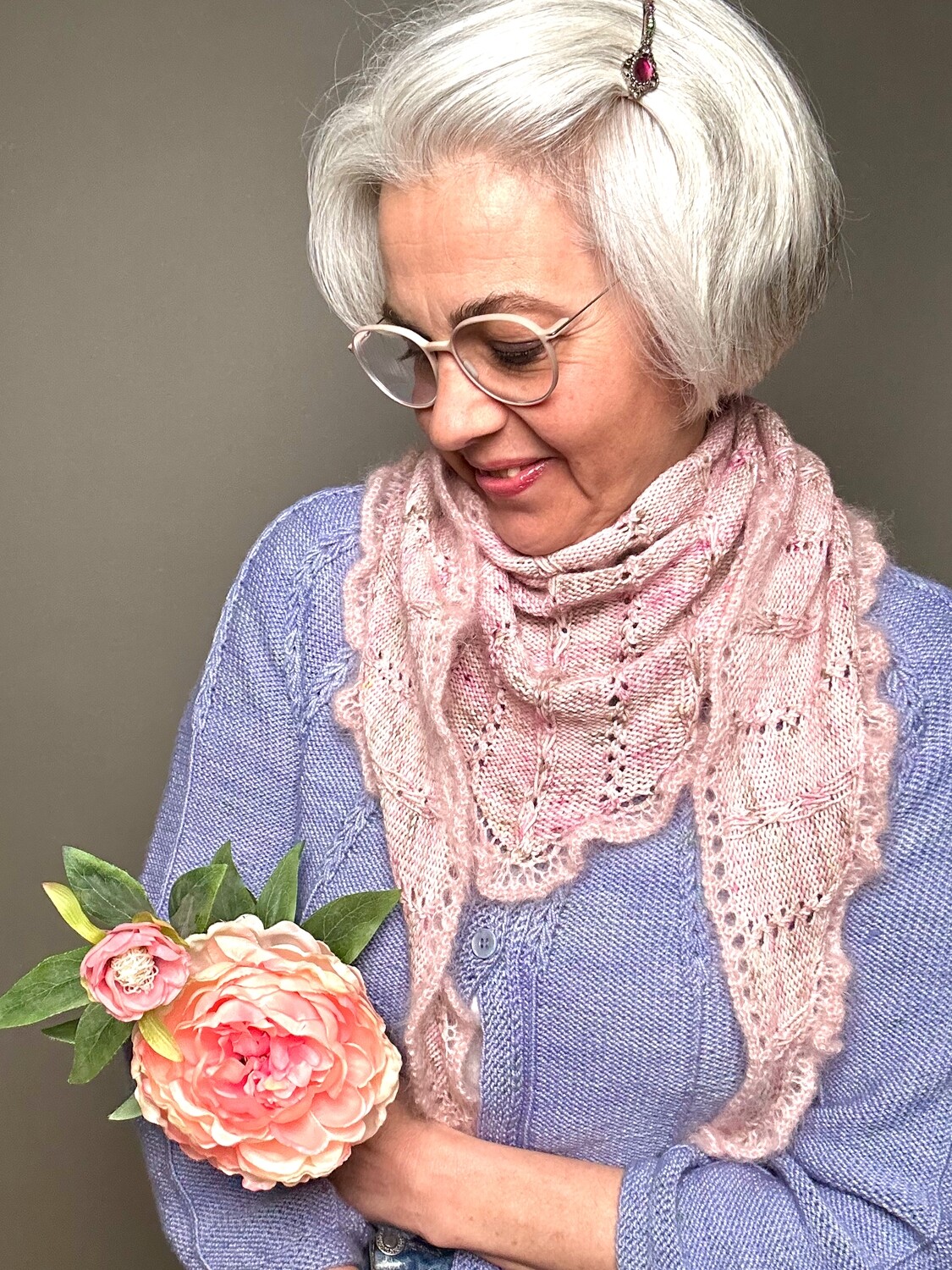 Dreieckstuch »Kirschblüte« Strickanleitung Dreieckstuch »Kirschblüte« Strickanleitung