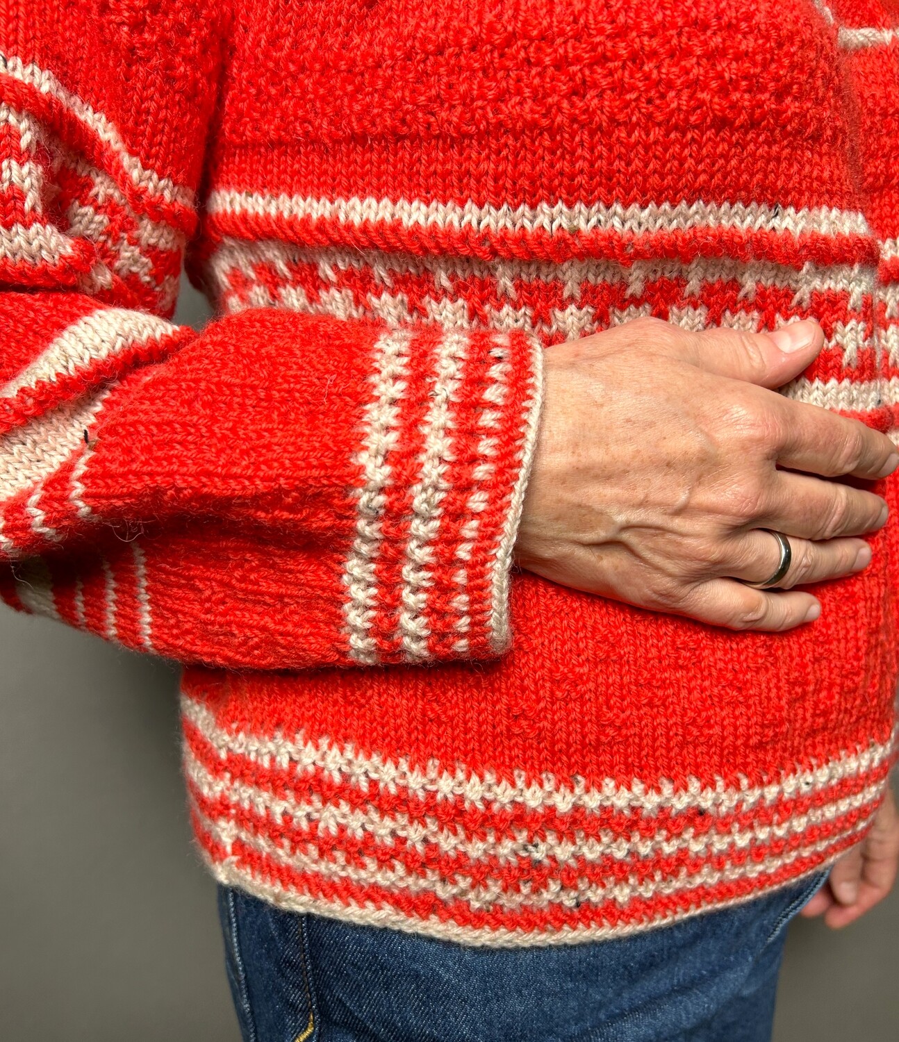 »Folklore«-Sweater Woman Strickanleitung