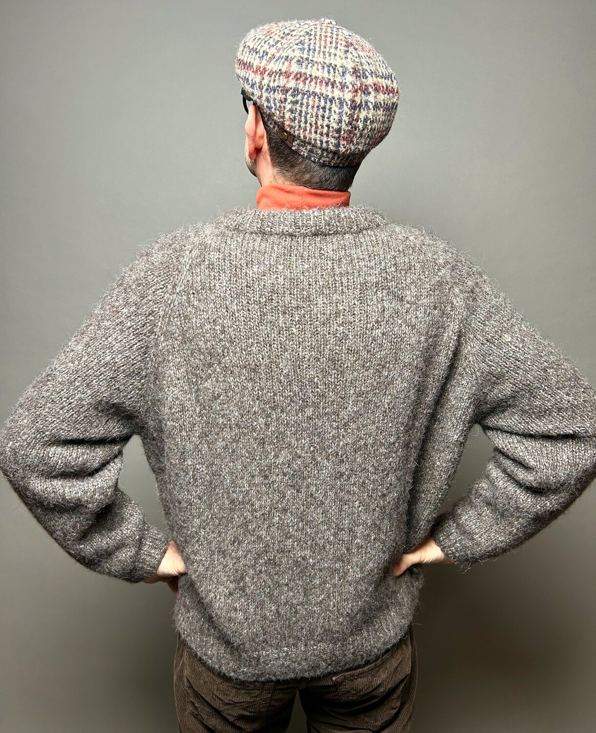 »Relax«-Sweater Man Strickanleitung