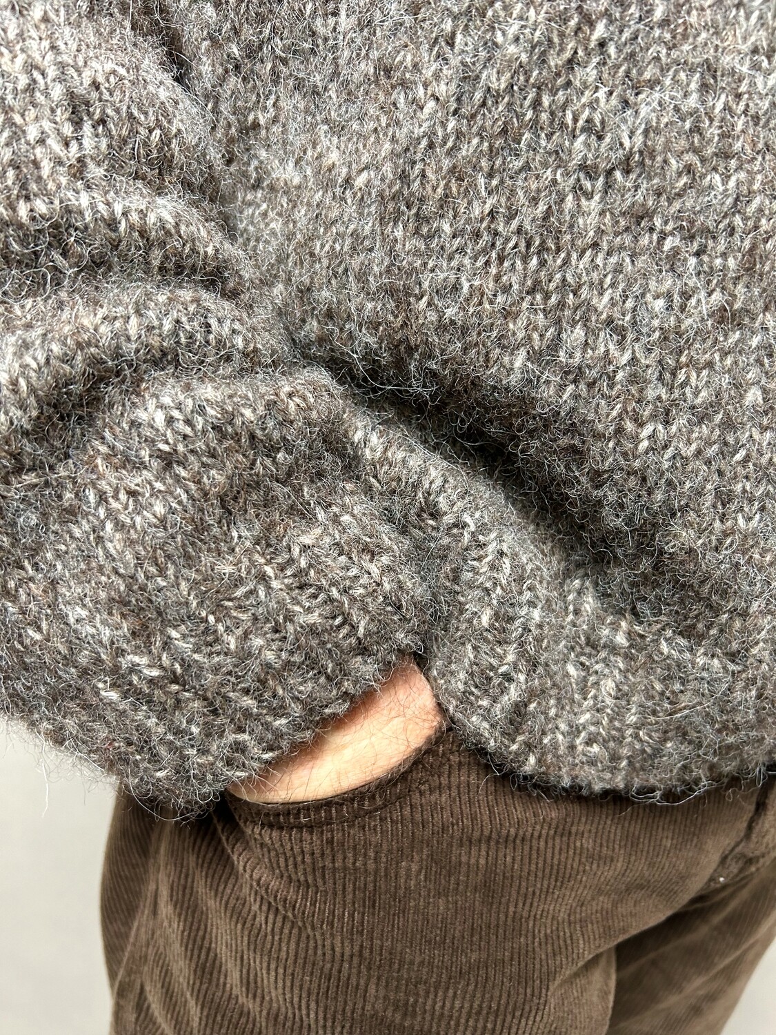»Relax«-Sweater Man Strickanleitung