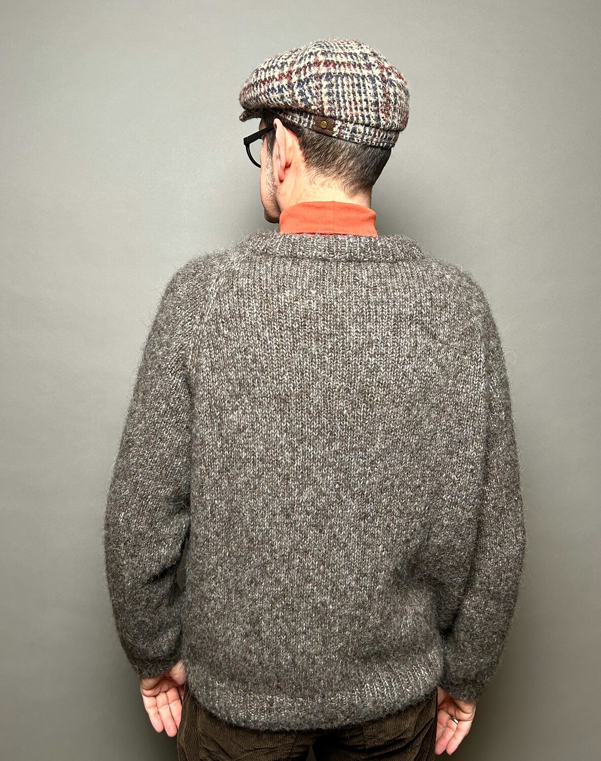 »Relax«-Sweater Man Strickanleitung
