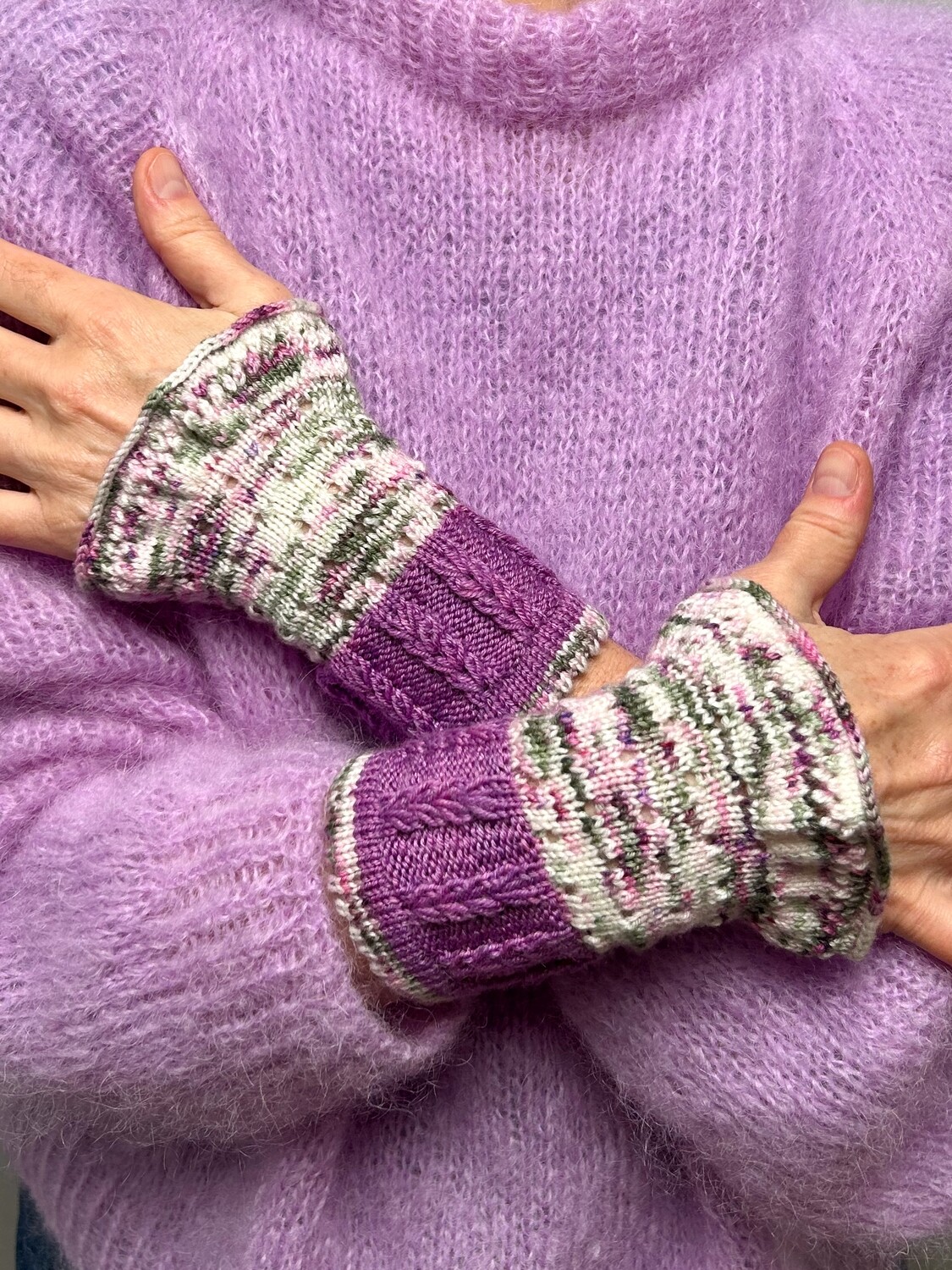 2-er Set Pulswärmer »Herzchen« & Sock-Set  »2 Herzen« Strickanleitungen