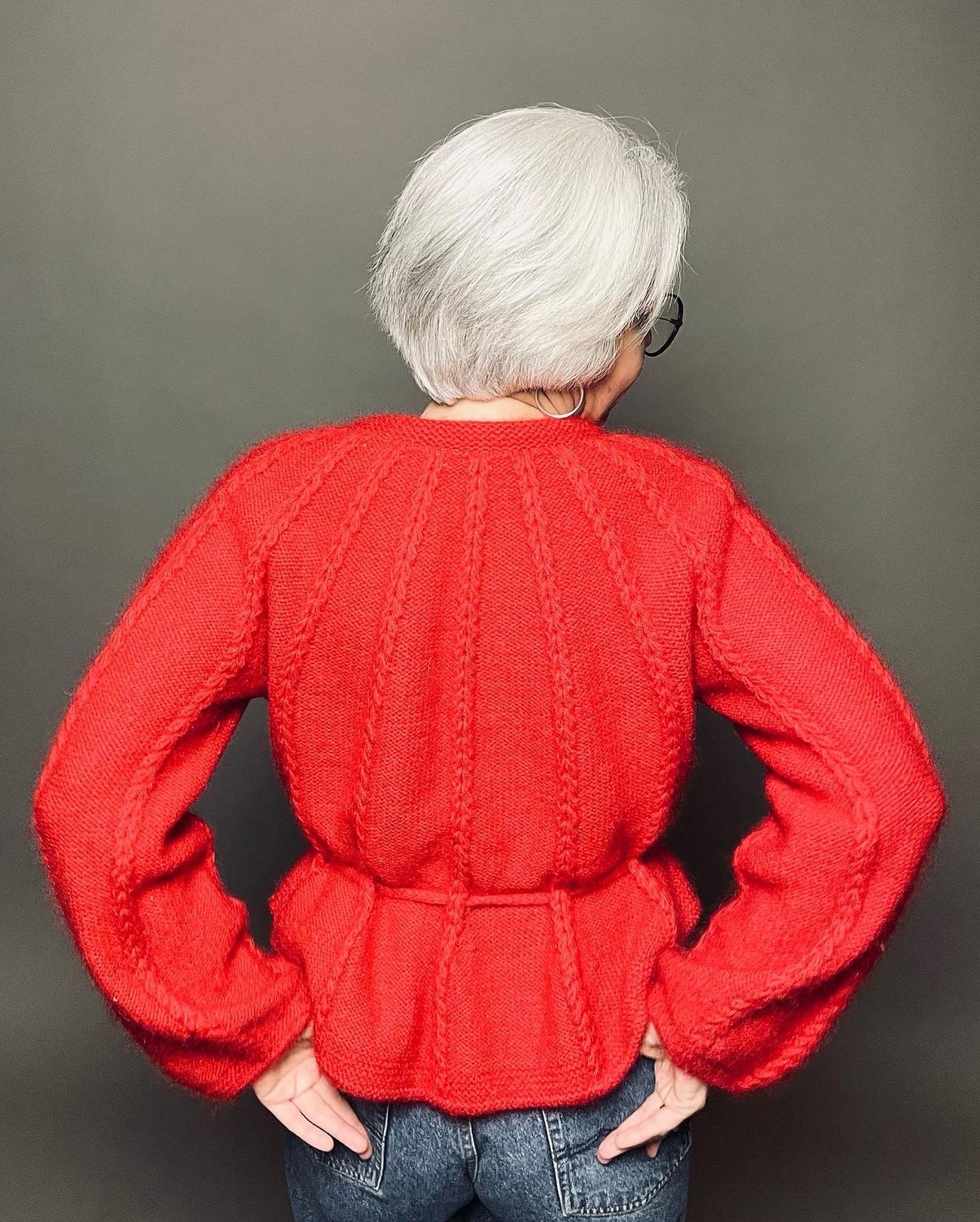 »Herzchen-Jacke Schößchen« Strickanleitung