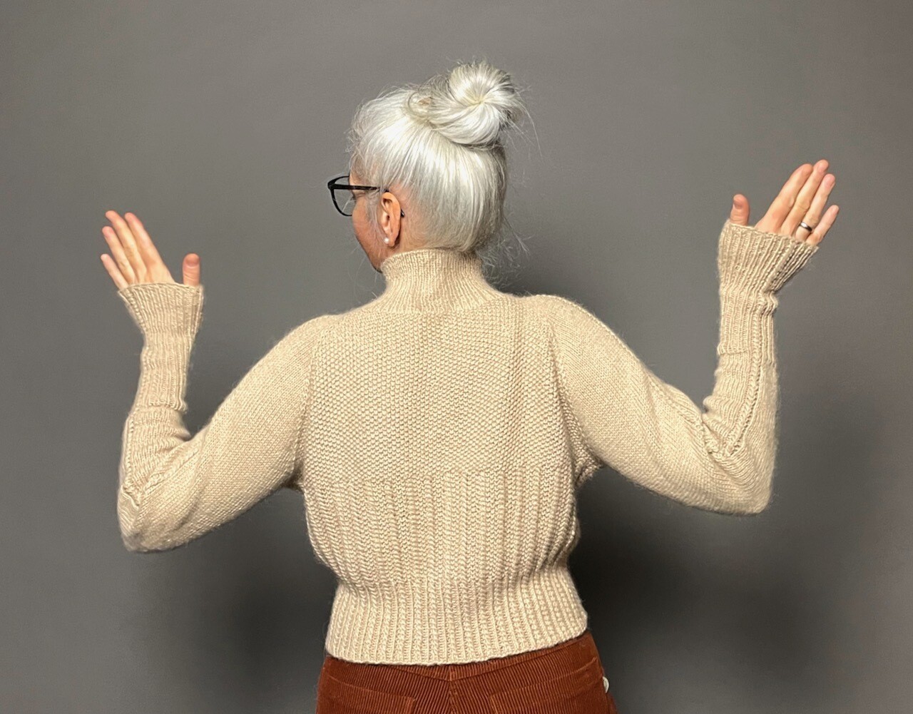 ›Pearlycable‹ Sweater Pattern