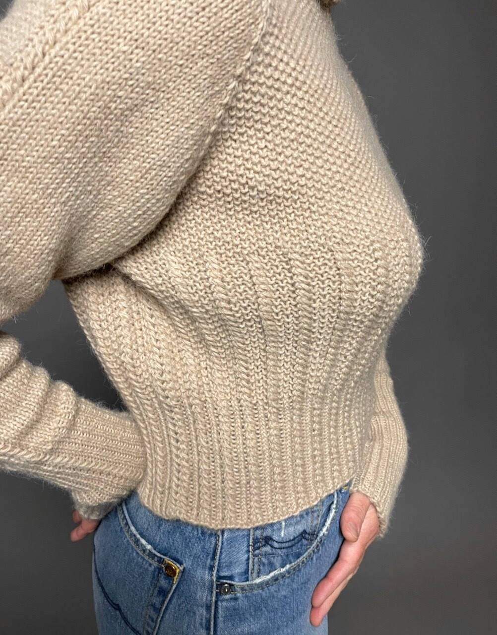 ›Pearlycable‹ Sweater Pattern