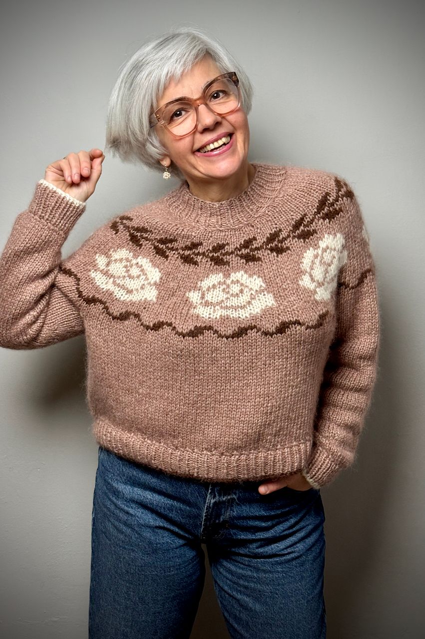 »Winter-Rose«-Sweater Strickanleitung »Winter-Rose«-Sweater Strickanleitung