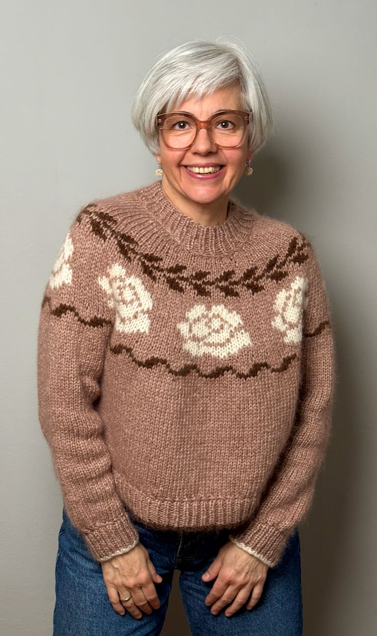 »Winter-Rose«-Sweater Strickanleitung »Winter-Rose«-Sweater Strickanleitung