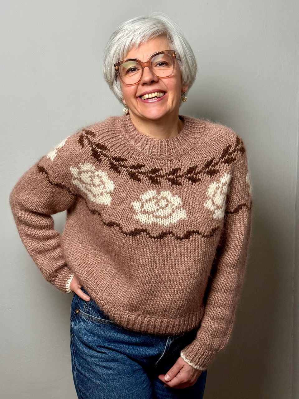 »Winter-Rose«-Sweater Strickanleitung