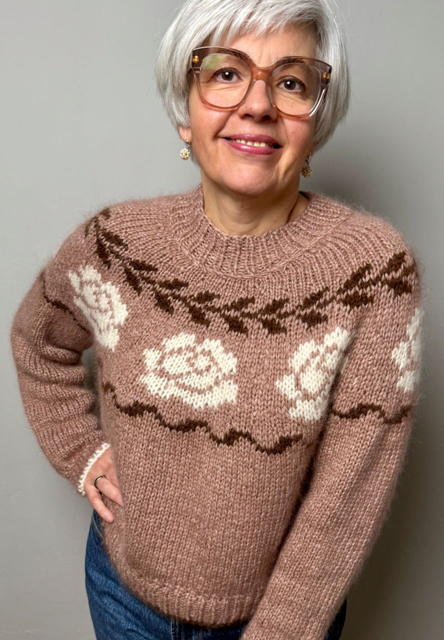 »Winter-Rose«-Sweater Strickanleitung »Winter-Rose«-Sweater Strickanleitung