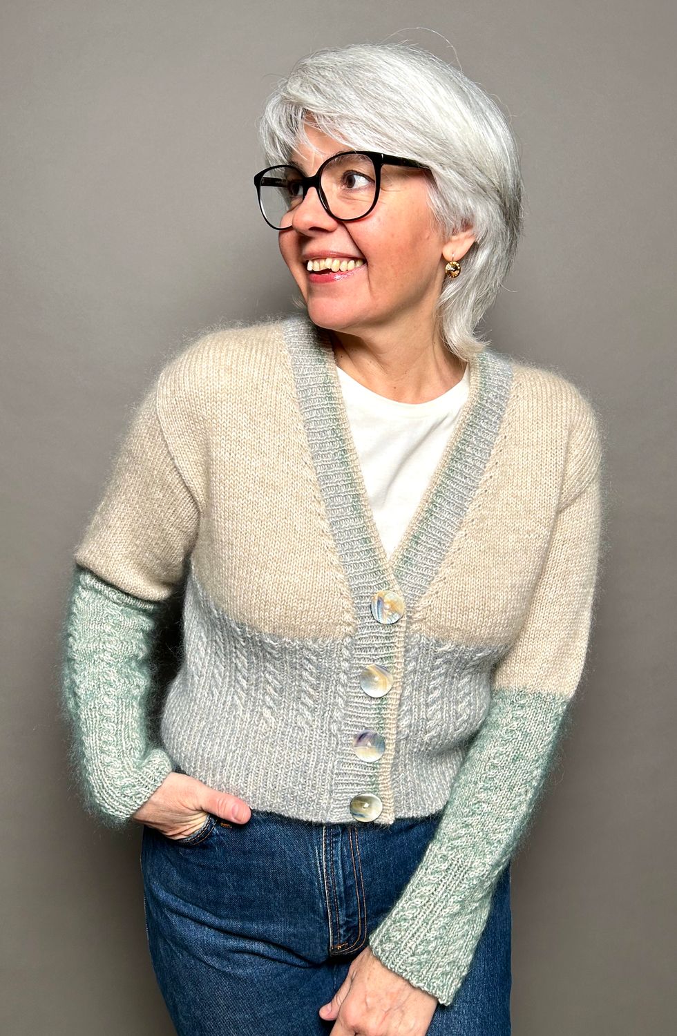 »MyCollege«-Cardigan Strickanleitung »MyCollege«-Cardigan Strickanleitung