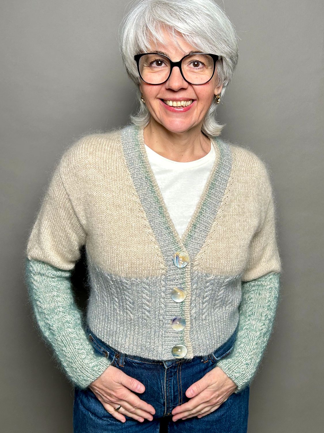 »MyCollege«-Cardigan Strickanleitung »MyCollege«-Cardigan Strickanleitung