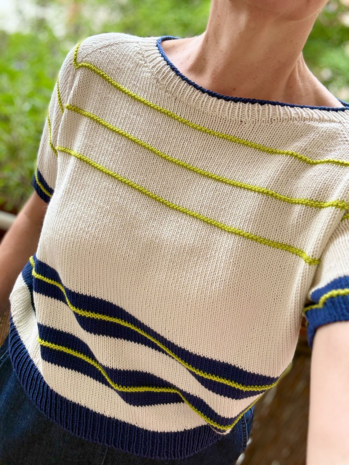 »Early Summer« Tee Strickanleitung