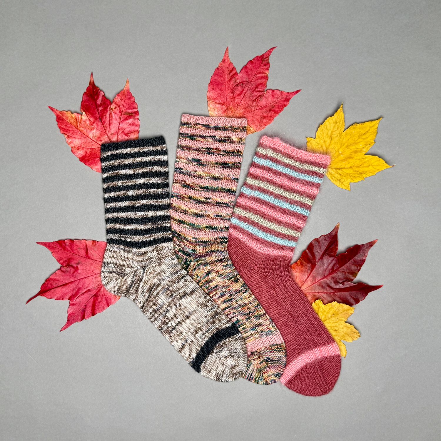 »Happyraccoon«-Socks Strickanleitung
