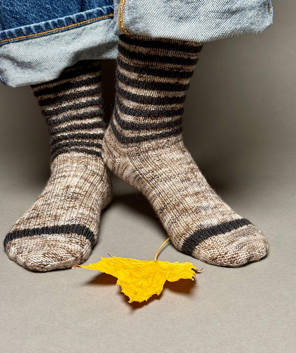 »Happyraccoon«-Socks Strickanleitung
