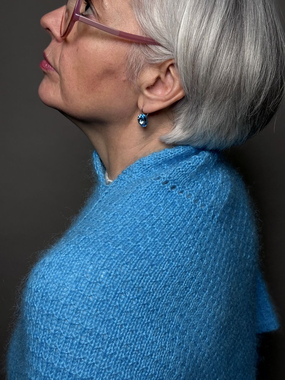 Poncho & Handstulpen »Louise« – Strickanleitung im 2er-Set