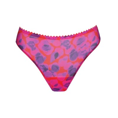 string PrimaDonna Twist Lenox Hill Pomme d amour