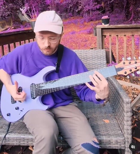 Fretless Thump