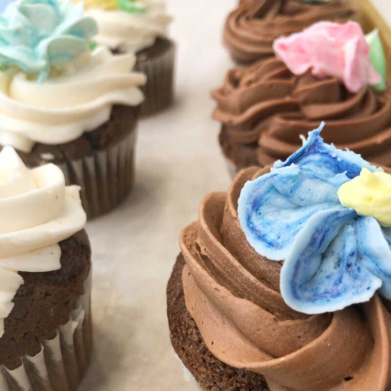 4 Assorted Cupcakes