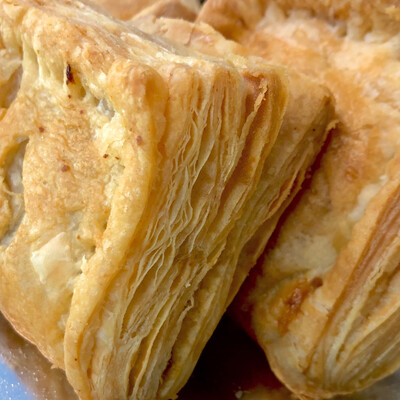 4 Curry Hand Pies (Pate Haitien)