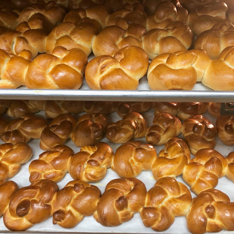 1 Dozen Dinner Rolls