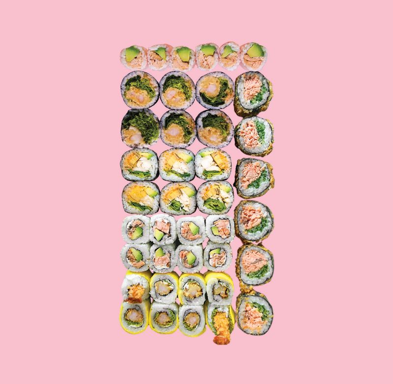 GODZILLA GRILL SET 40 PC