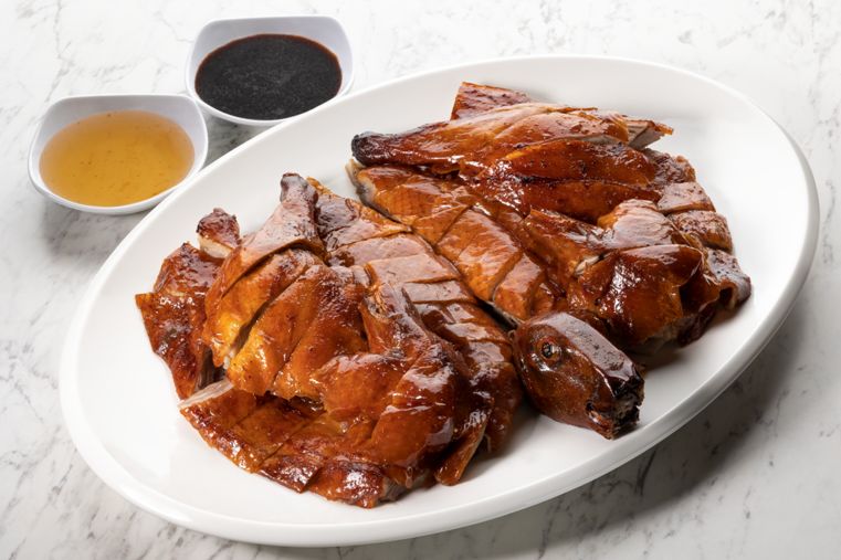 Whole Legendary Roasted Duck 明爐燒鴨
