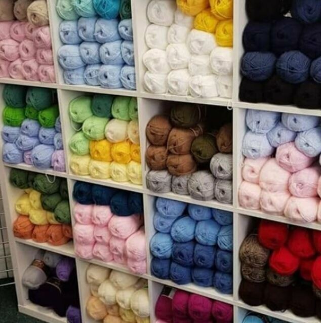 Style craft 100g balls of double knit wool