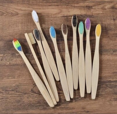 Escova de Dentes de Bambu