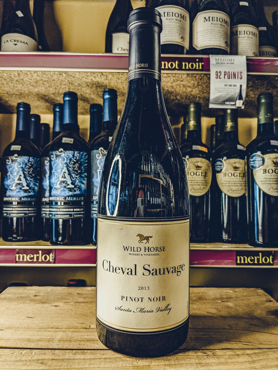 Wild Horse Pinot Noir Cheval Sauvage Santa Maria Valley 750ml