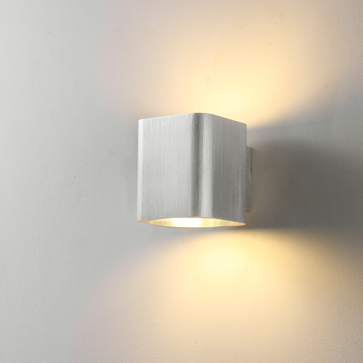 PROLUCE®  Wandleuchte LWA270-SL, 5W, 430lm, Alu, silber elox., L133 W105 H120, dimmbar TRIAC