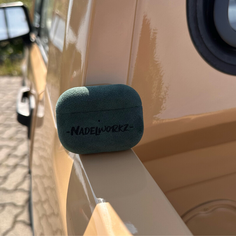 Alcantara Case für AirPod Pro Dunkelgrün Alcantara Case für AirPod Pro Dunkelgrün