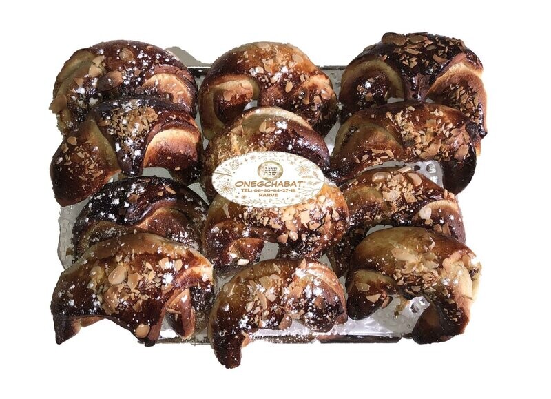 Plateau brioches croissant aux amandes Plateau brioches croissant aux amandes